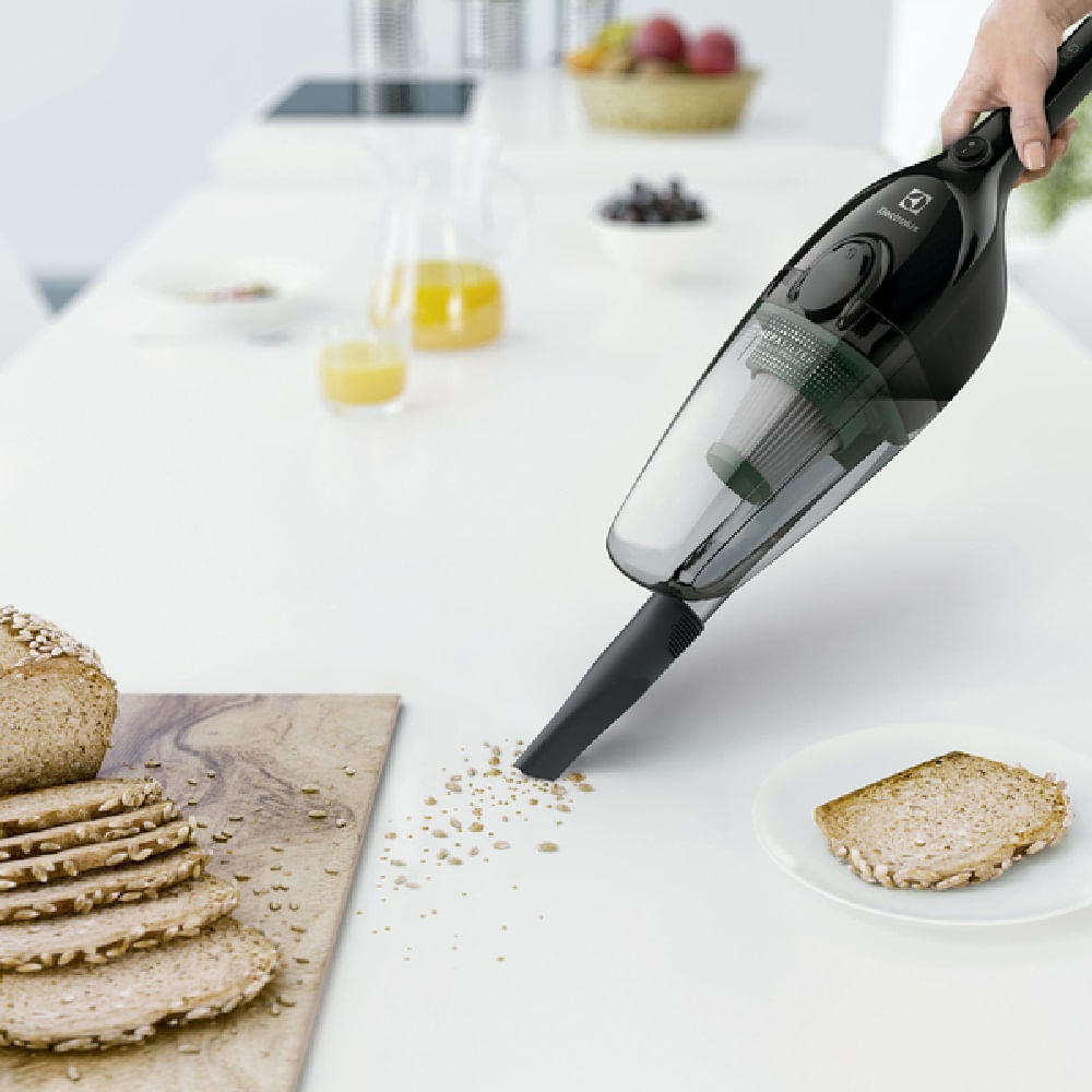 Aspirador de Pó Vertical Electrolux 2 em 1 Preto STK12 – 220 Volts - Imagem 5